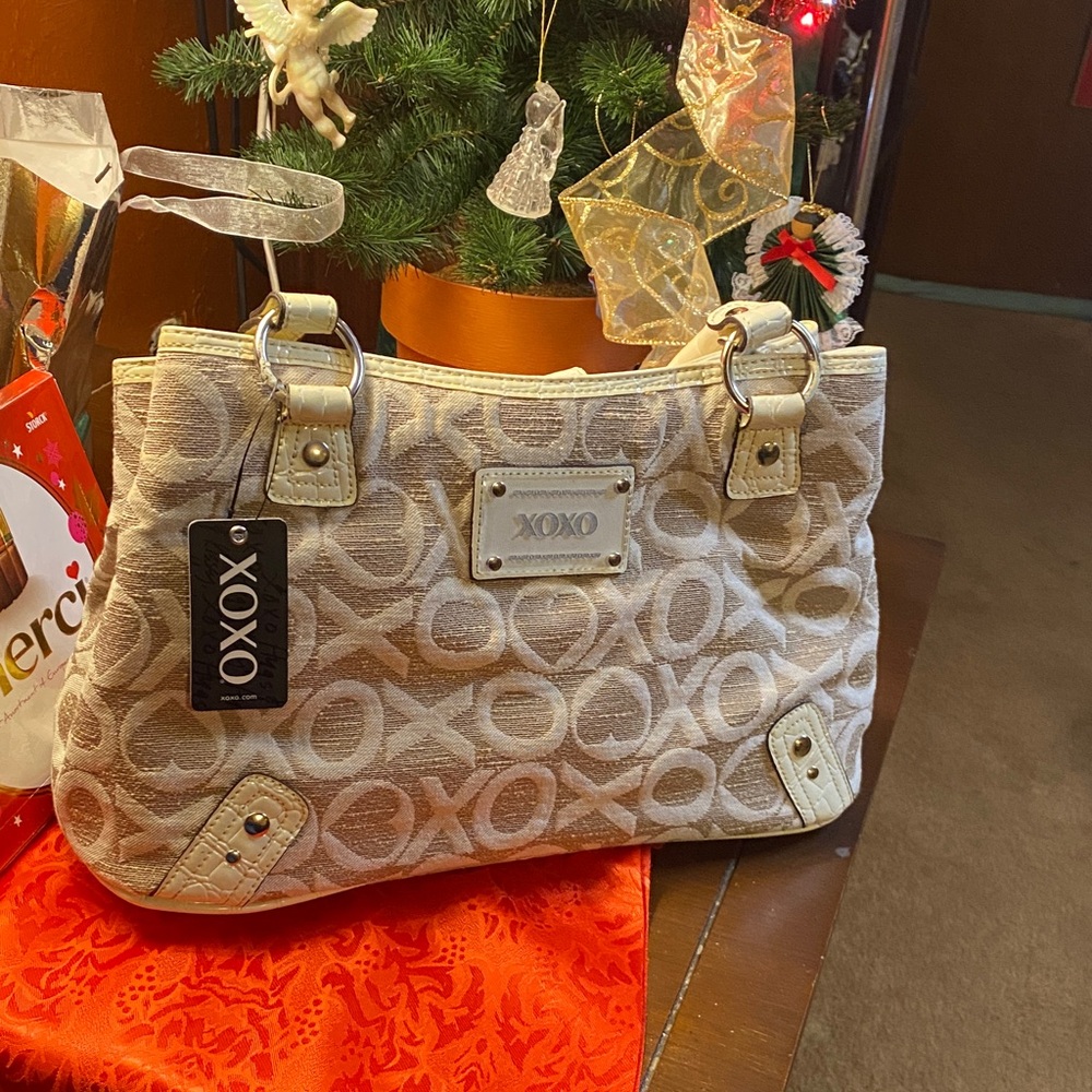 XOXO Beige Shoulder Bag